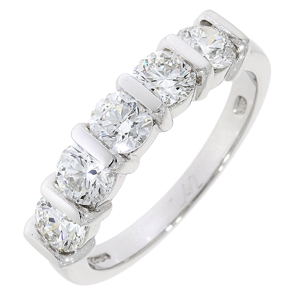 Diamond 5 stone bar set ring, 1.38cts platinum mount