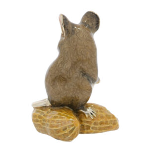 13372 Mouse on nuts large back