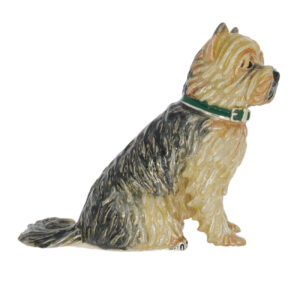 13244-Cairne-Terrier-side