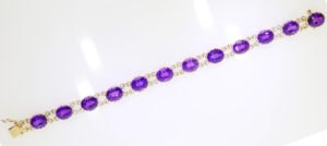 H215.5 Amethyst and gold bracelet long