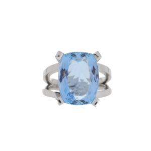 A171.4 Aquamarine single stone ring