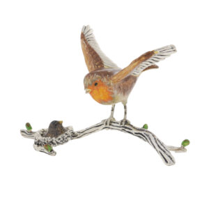 13463 Robin and baby on branch 2