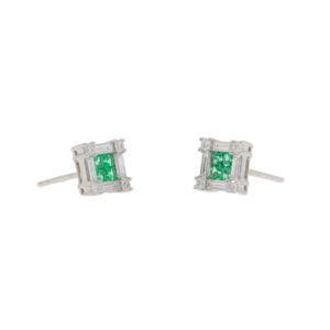 L425.2 Emerald and diamond square cluster earrings side