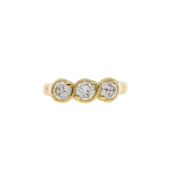 Diamond three stone ring 1.05cts, 18ct gold mount