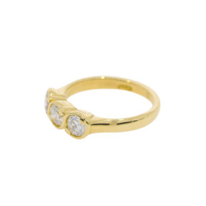 K38.4 Diamond 3 stone ring side 2