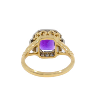 L173.4 Amethyst and diamond cluster ring back