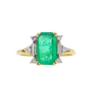 J130.4 Emerald single stone ring