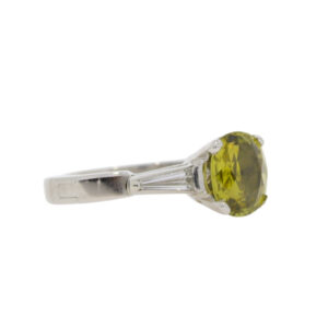 U173.4 Chrysoberyl single stone ring side