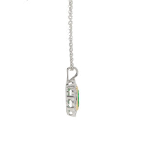 U271.5 Emerald and diamond cluster pendant end