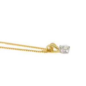 Z270.5 Diamond solitaire pendant side